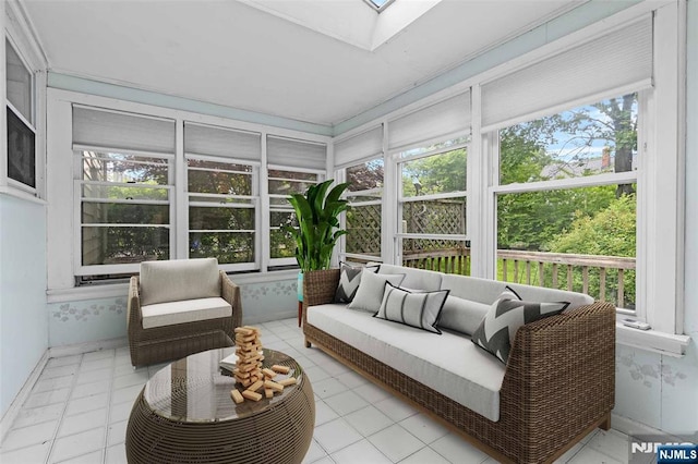 9 Rutan Pl, Bloomfield, NJ 07003 - sunroom with outdoor lounge area and a skylight