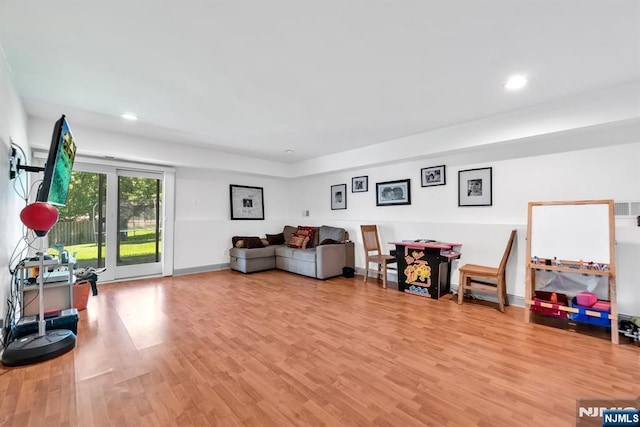 337 Vreeland Ave, Leonia, NJ 07605 - living area featuring light wood-type flooring and recessed lighting