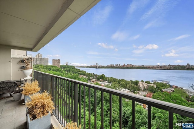 3 Horizon Unit 801, Fort Lee, NJ 07024 - balcony with a water view