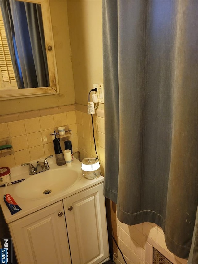 55 James, Bloomfield, NJ 07003 - bathroom featuring vanity and tile walls