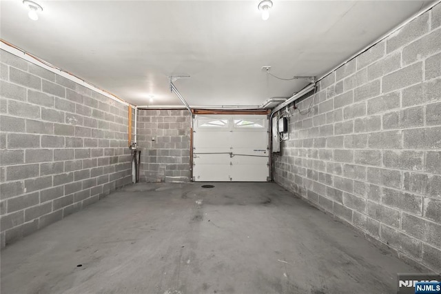 15 Kossuth St, Wallington, NJ 07057 - garage with concrete block wall