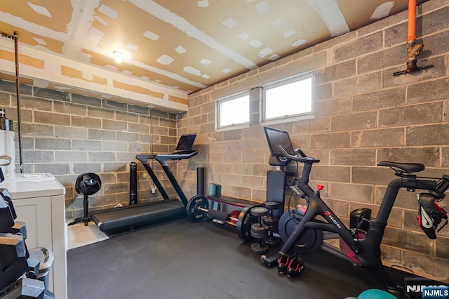 101 Royal Ave Unit 40, Hawthorne, NJ 07506 - workout room featuring washer / dryer