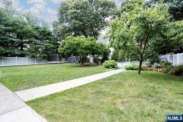 2 Hartland Ave, Emerson, NJ 07630 - view of yard