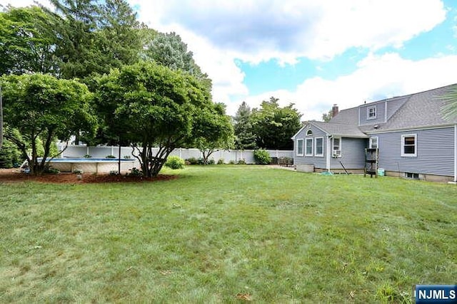 2 Hartland Ave, Emerson, NJ 07630 - view of yard