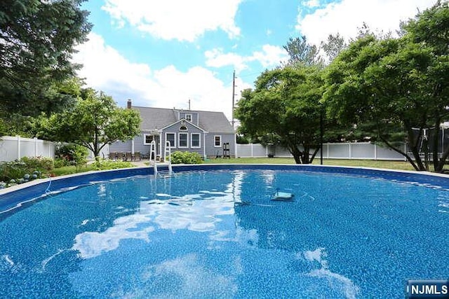 2 Hartland Ave, Emerson, NJ 07630 - view of pool