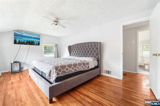 26 Howard Pl, Waldwick, NJ 07463 - bedroom featuring wood finished floors, a textured ceiling, a ceiling fan, and baseboards