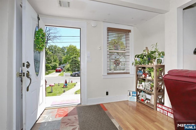 1154 Summit Ave, Teaneck, NJ 07666 - foyer entrance featuring wood finished floors and baseboards