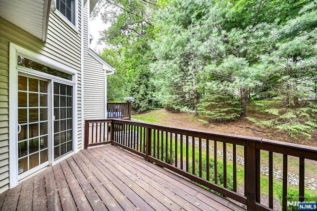 8 Pine Lake Ter Unit T008, River Vale, NJ 07675 - view of wooden terrace