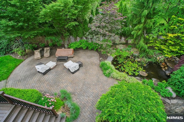 71 Louville Ave, Park Ridge, NJ 07656 - view of patio featuring outdoor lounge area