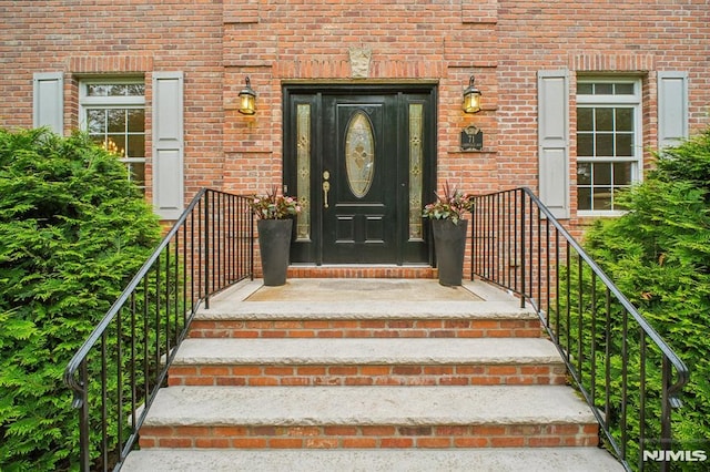 71 Louville Ave, Park Ridge, NJ 07656 - entrance to property with brick siding