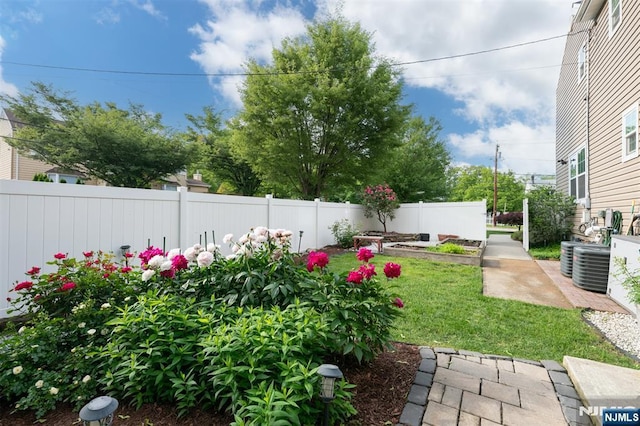 322 E Midland Ave, Paramus, NJ 07652 - view of yard with central AC unit