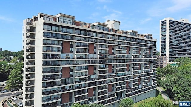 4 Horizon Rd Unit 404, Fort Lee, NJ 07024 - view of apartment building / complex