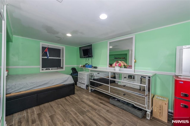 4310 Newkirk Ave, North Bergen, NJ 07047 - bedroom featuring wood finished floors and recessed lighting