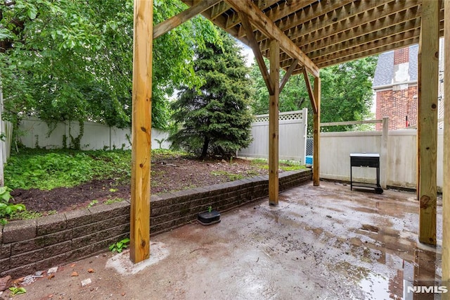 99 W 50th St, Bayonne, NJ 07002 - fenced backyard featuring a patio