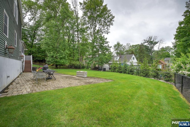 25 Fern Ter, Wayne, NJ 07470 - view of yard with a patio area