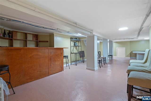 548 Jefferson Ave, Elizabeth, NJ 07201 - finished below grade area with baseboards and a bar