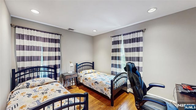 87 Skytop Dr, Mahwah, NJ 07430 - bedroom featuring wood finished floors and recessed lighting