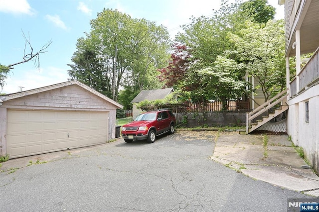 267 Hoover Ave, Bloomfield, NJ 07003 - view of detached garage