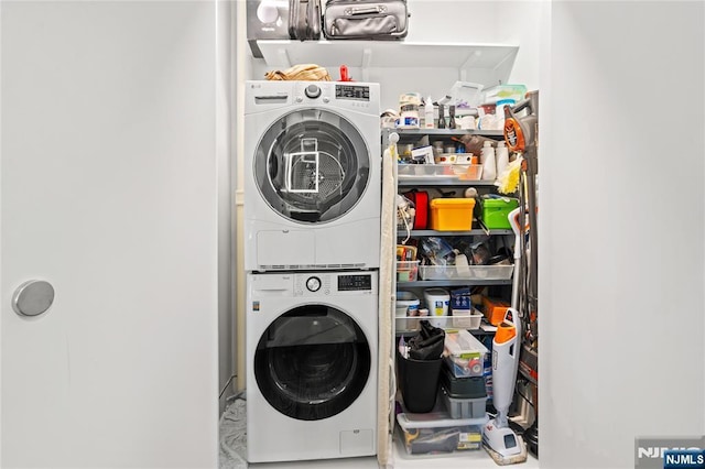 320 Adolphus Ave Unit 702, Cliffside Park, NJ 07010 - laundry room featuring stacked washing machine and dryer