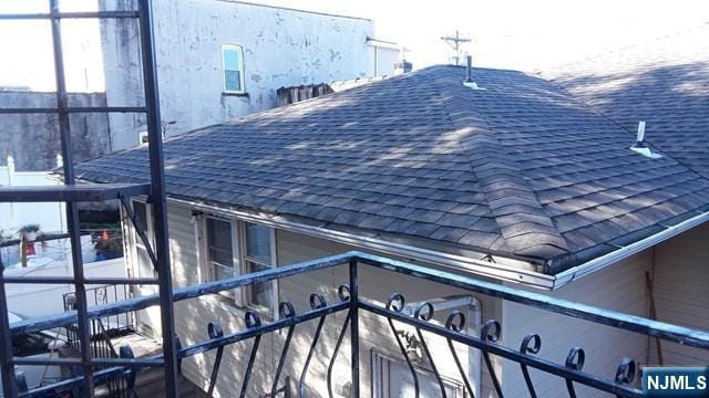 272 E Midland Ave, Garfield, NJ 07652 - exterior view of a shingled roof