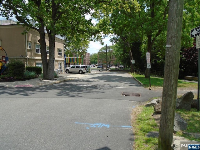 1 Wall St Unit 8-C, Fort Lee, NJ 07024 - view of asphalt road