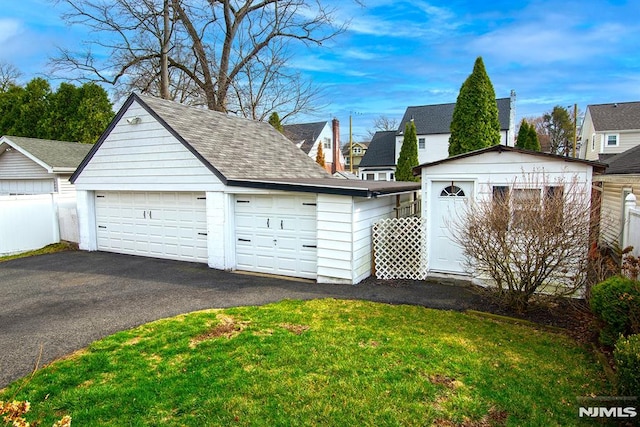 125 Virginia Ave, Dumont, NJ 07628 - view of detached garage