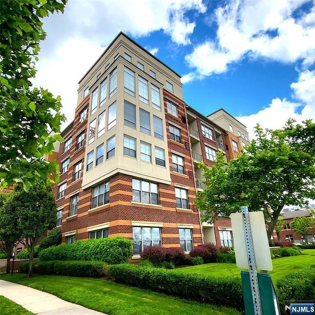 26 Ave At Port Imperial Unit 210, West New York, NJ 07093 - view of apartment building / complex