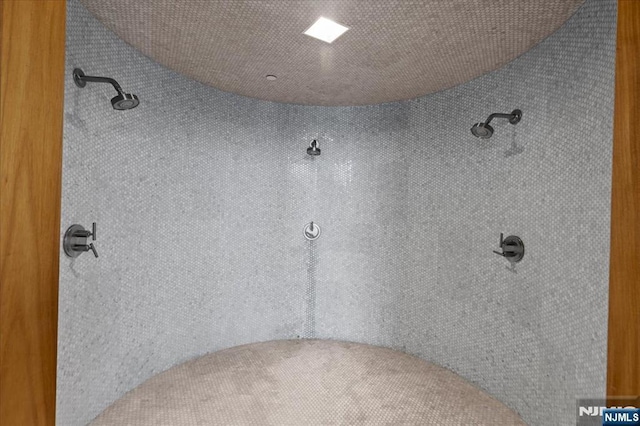 320 Adolphus Ave Unit 317, Cliffside Park, NJ 07010 - bathroom view