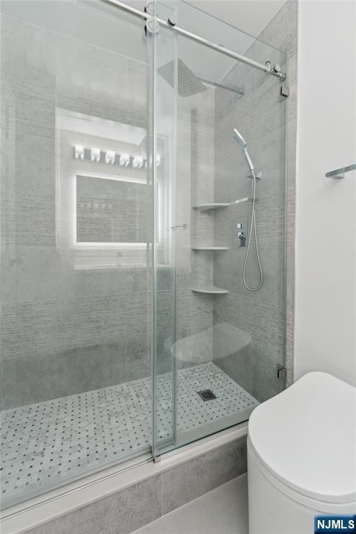 200 Winston Unit 121, Cliffside Park, NJ 07010 - bathroom with a shower stall and toilet