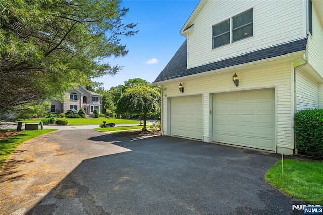 4 Michelle Ct, Harrington Park, NJ 07640 - garage with driveway