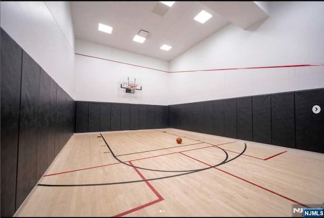 320 Adolphus Ave Unit 1115, Cliffside Park, NJ 07010 - view of sport court featuring community basketball court