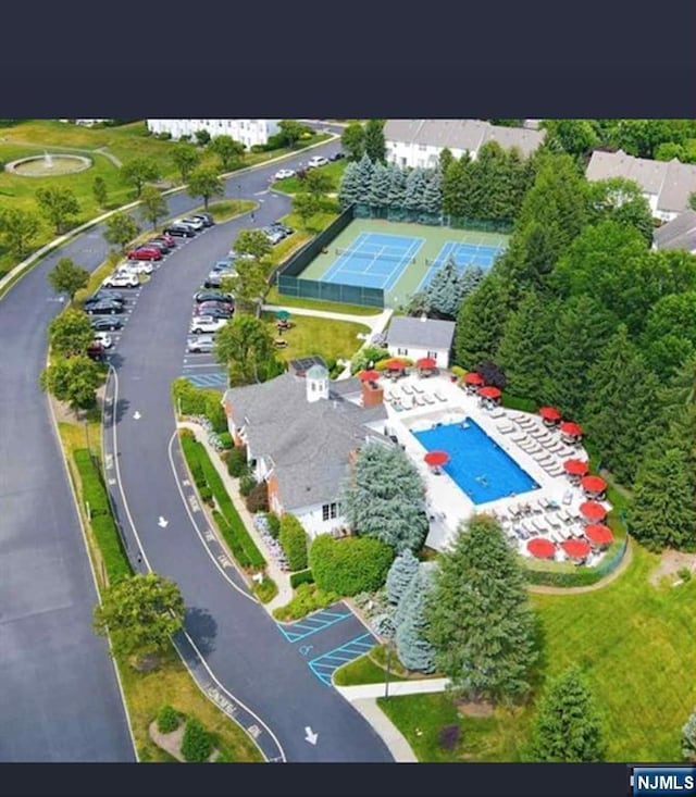 315 Winthrop Dr Unit 3082, Nutley, NJ 07110 - bird's eye view of a pool