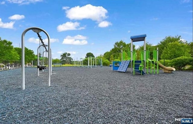 315 Winthrop Dr Unit 3082, Nutley, NJ 07110 - view of community jungle gym