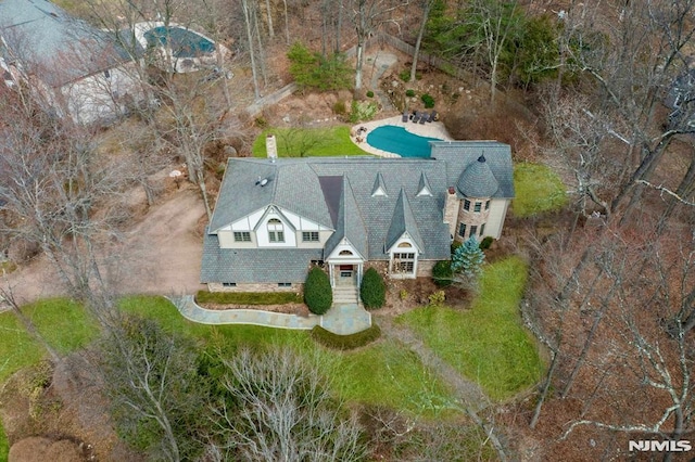 717 Ashmont Rd, Franklin Lakes, NJ 07417 - aerial view of property and surrounding area with a pool area