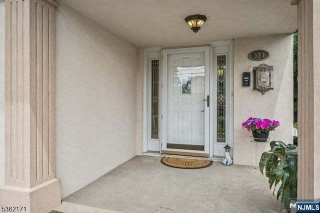 3-11 Lyncrest Ave, Fair Lawn, NJ 07410 - entrance to property with stucco siding