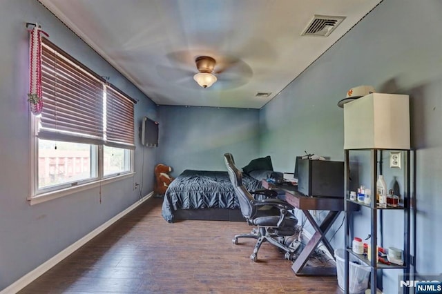 14 Swan Ct, East Rutherford, NJ 07073 - bedroom with wood finished floors, ceiling fan, and a desk