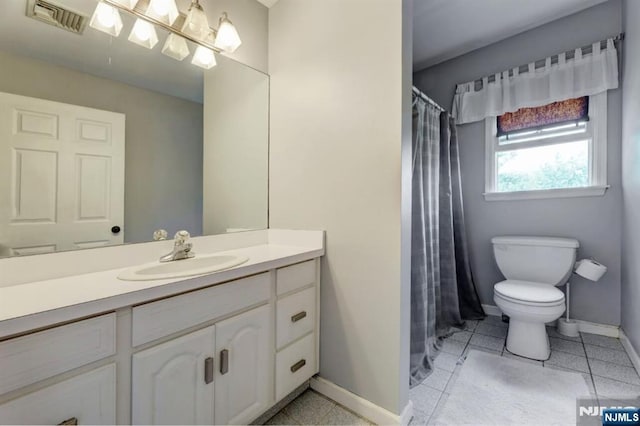14 Swan Ct, East Rutherford, NJ 07073 - full bath with vanity and a shower with curtain