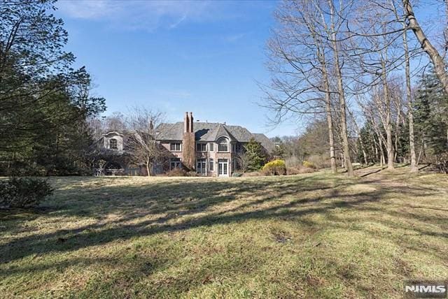 11 Margo Way, Alpine, NJ 07620 - view of green lawn