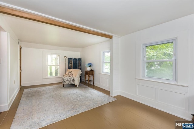 33 Ramapo Ave, Pompton Lakes, NJ 07442 - living area with hardwood / wood-style flooring