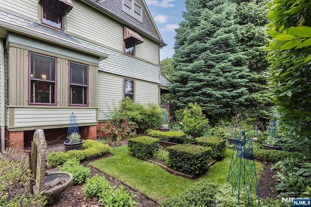 33 Ramapo Ave, Pompton Lakes, NJ 07442 - view of property exterior