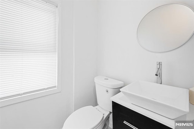 1146 Stasia St, Teaneck, NJ 07666 - bathroom featuring vanity and toilet