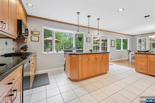 13 Stonewall Dr, Livingston, NJ 07039 - kitchen with stainless steel appliances, baseboards, light tile patterned flooring, ornamental molding, and recessed lighting