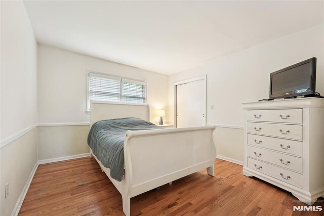 7 Meadow Ct, Midland Park, NJ 07432 - bedroom featuring light wood-style flooring