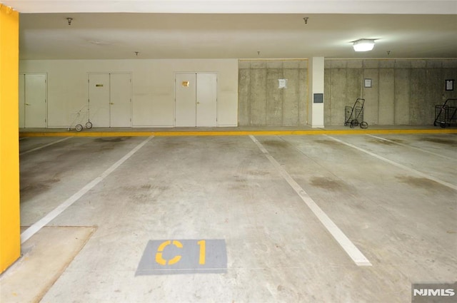 103 Four Seasons Unit 103, Wayne, NJ 07470 - view of parking garage