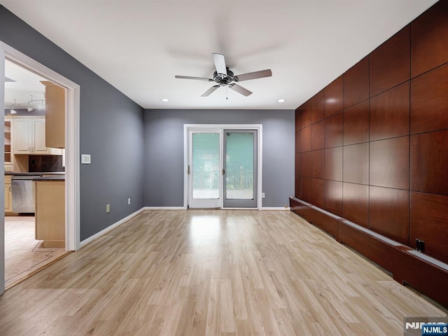 39 Daniels Dr, Clifton, NJ 07013 - unfurnished room featuring a ceiling fan, light wood-style floors, baseboards, and recessed lighting