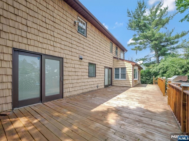 39 Daniels Dr, Clifton, NJ 07013 - deck featuring area for grilling
