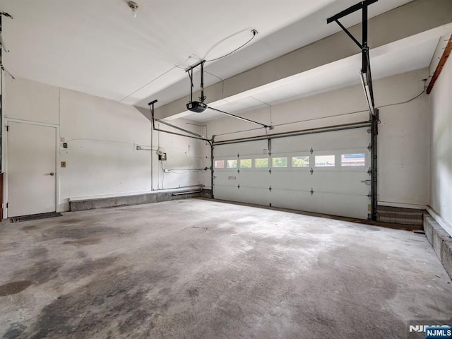 39 Daniels Dr, Clifton, NJ 07013 - garage with a garage door opener