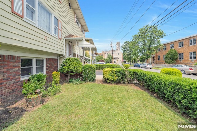 15 Jersey St, East Rutherford, NJ 07073 - view of green lawn