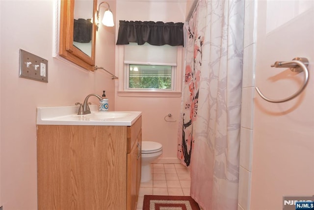62 Overlook Ave, North Haledon, NJ 07508 - full bath featuring tile patterned flooring, vanity, and curtained shower