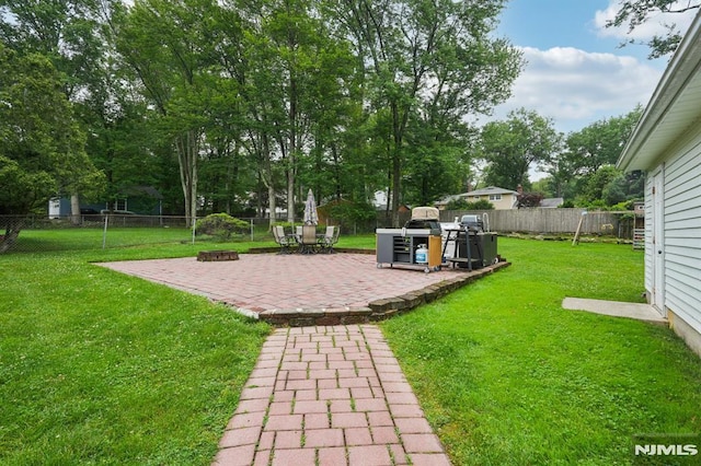 4 Lenape Trl, Wayne, NJ 07470 - view of yard with a patio